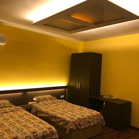 Apartamento Център Pleven Exterior foto