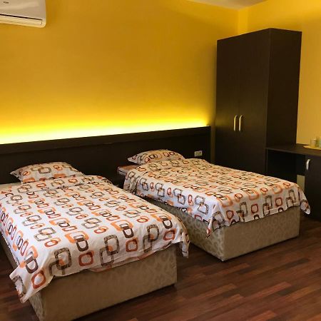 Apartamento Център Pleven Exterior foto