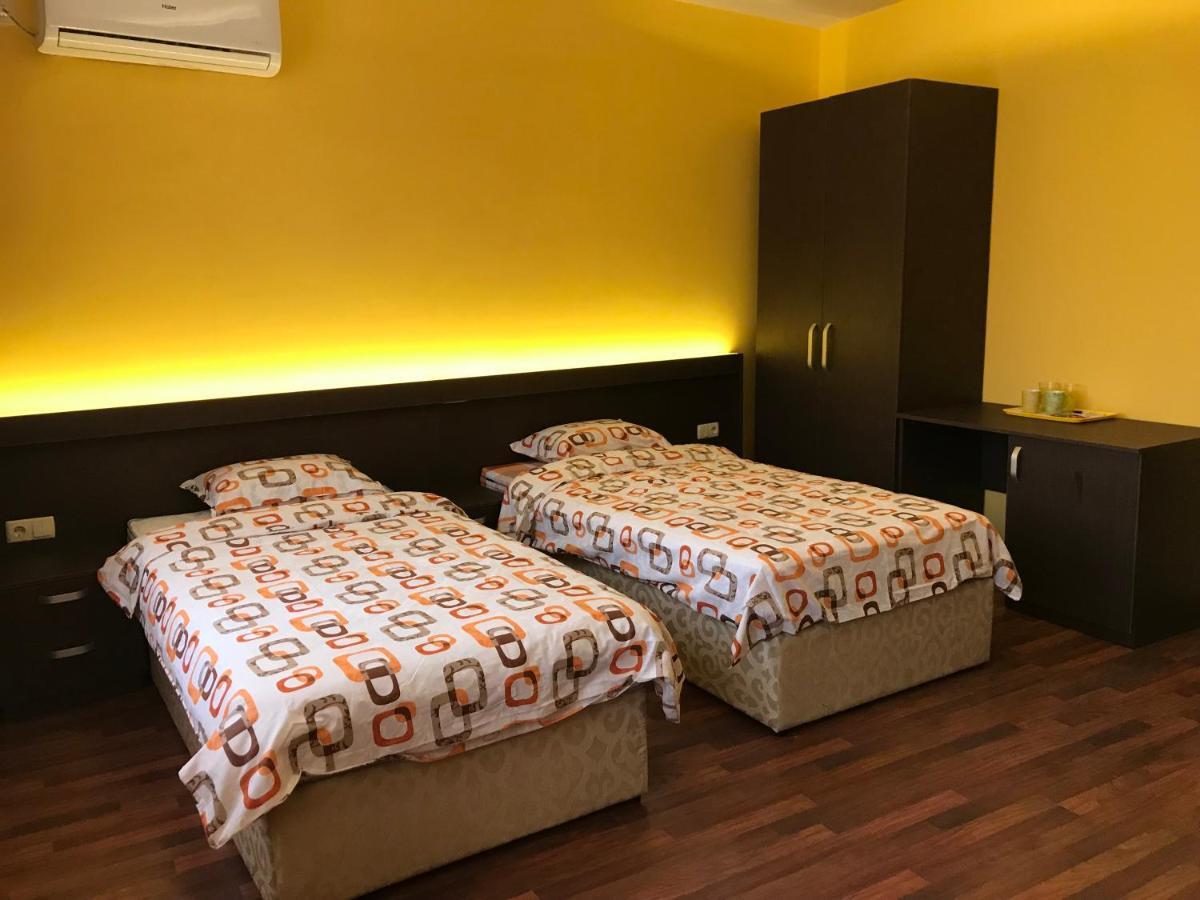 Apartamento Център Pleven Exterior foto