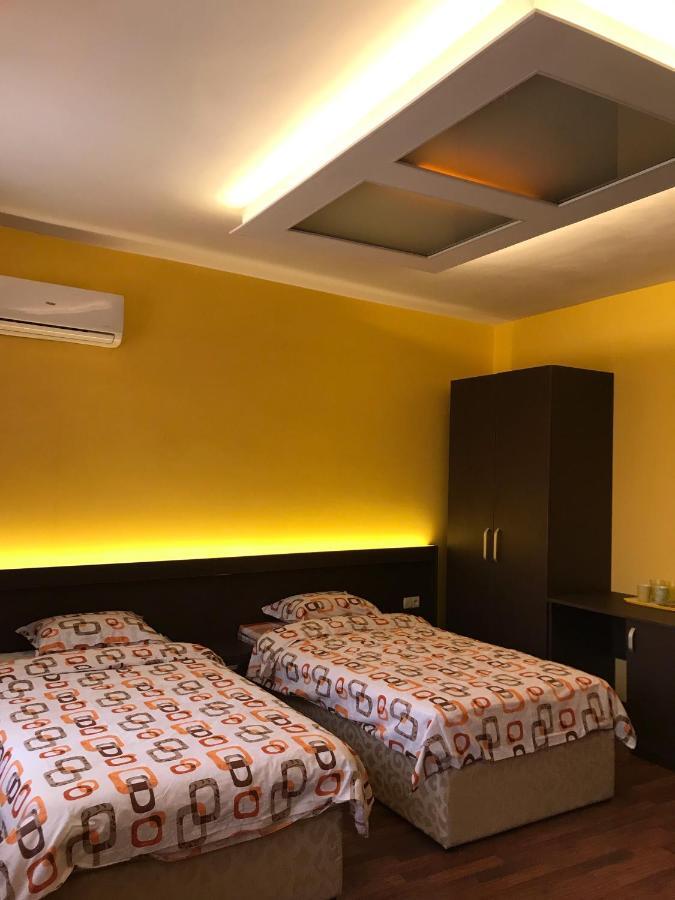 Apartamento Център Pleven Exterior foto
